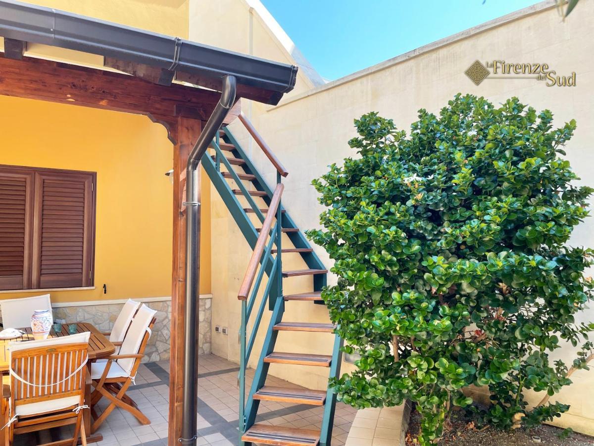 La Firenze Del Sud Bed & Breakfast Lecce Exterior photo